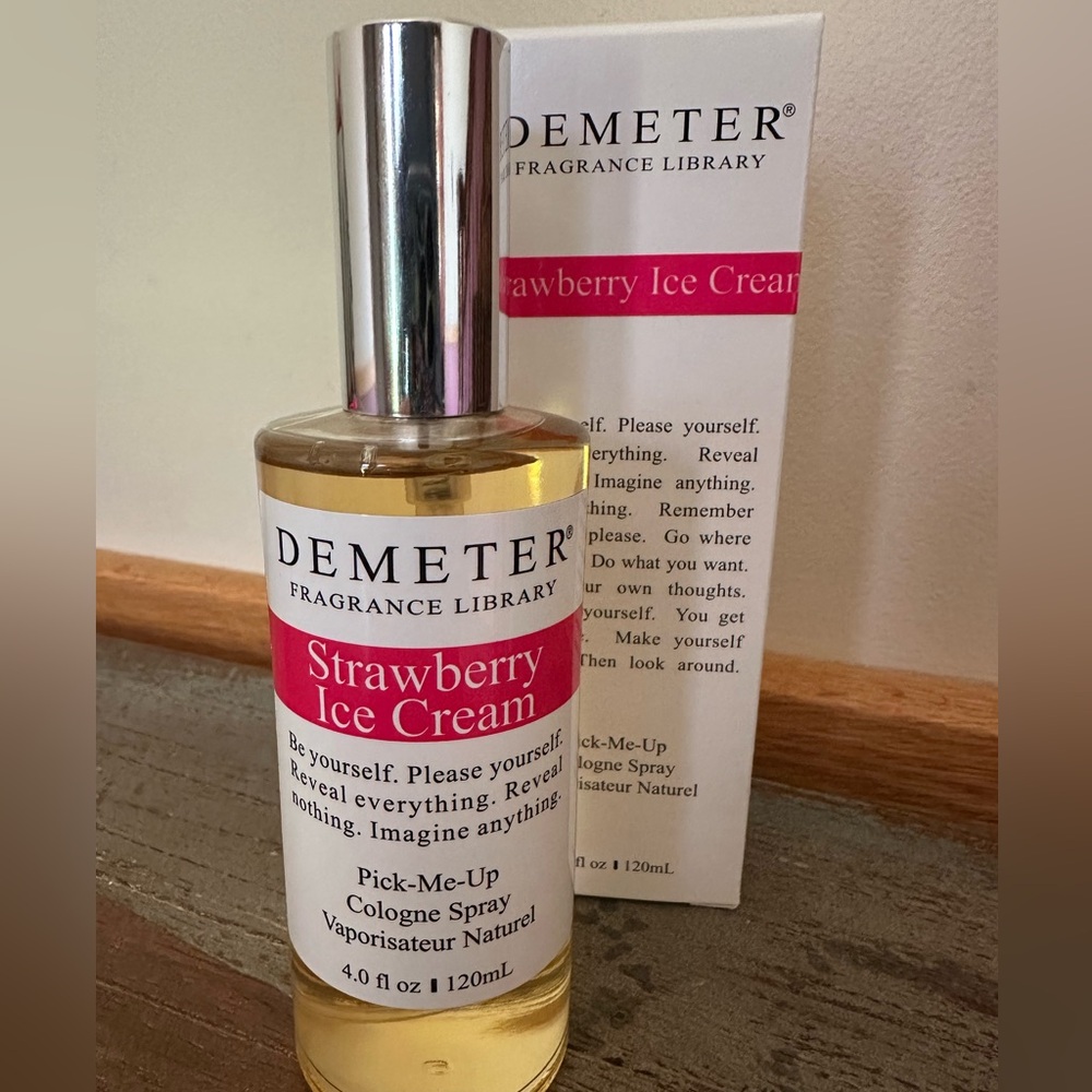 Strawberry Ice Cream perfume cologne Demeter Fragrance Library NIB 4 ounces